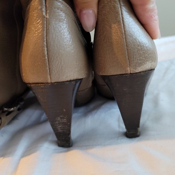 Burberry Tan/Khaki Knee Hight Boots 38 - Picture 9 of 10